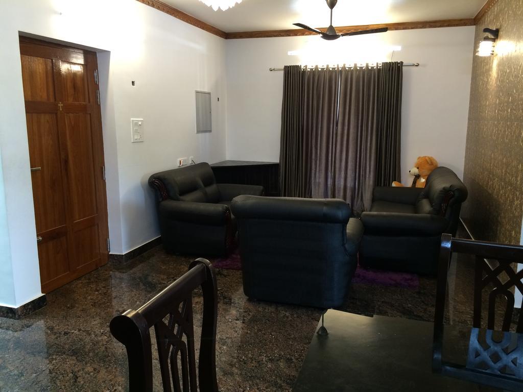 Beersheba Three Bed Room A/C Apartments Thiruvananthapuram Exterior foto